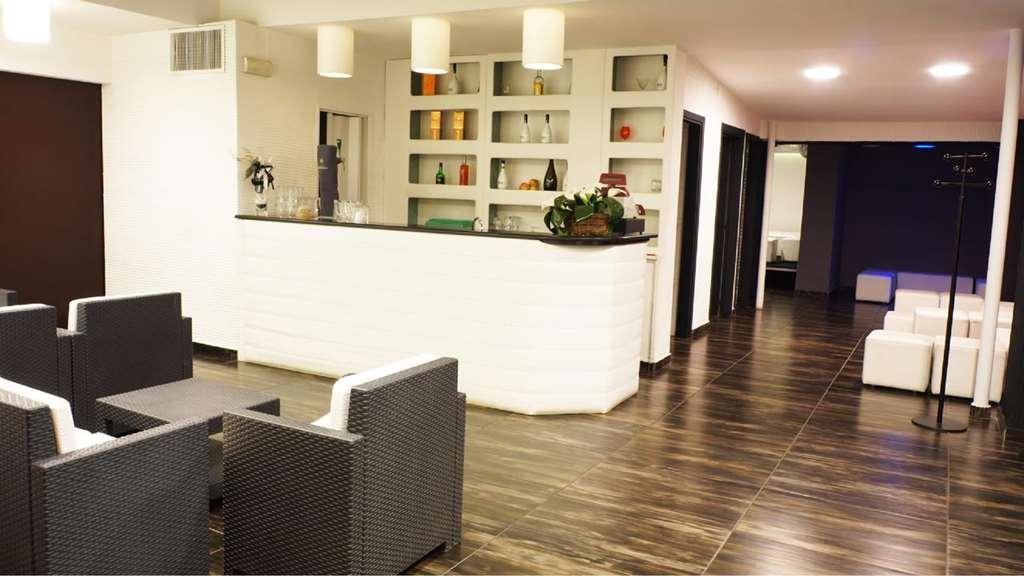 Hotel Scigliano Росано Ресторант снимка