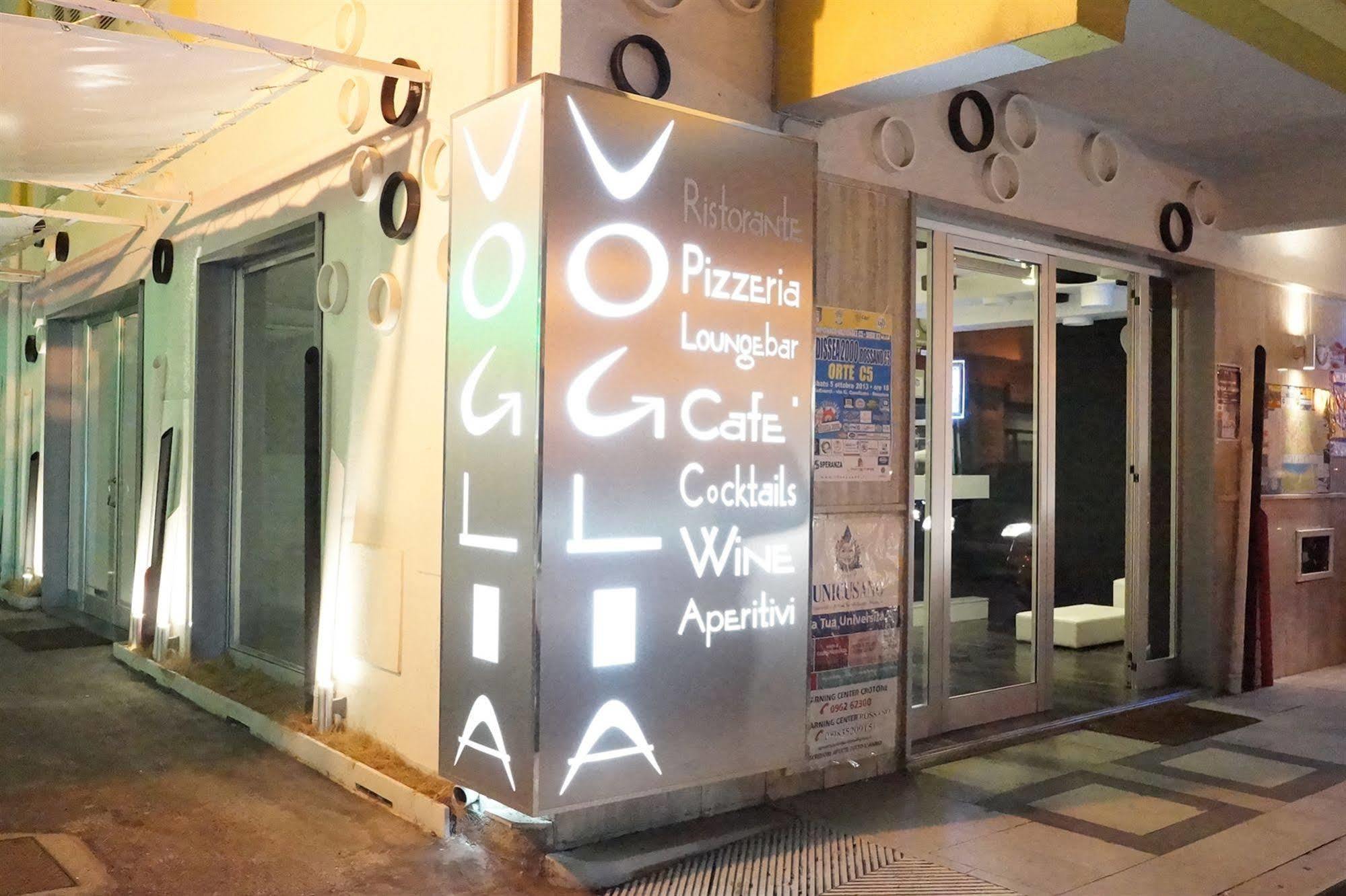 Hotel Scigliano Росано Екстериор снимка