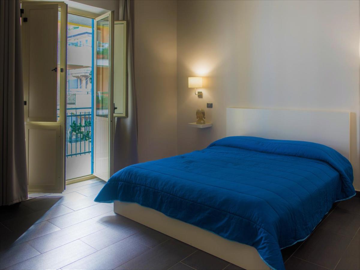 Hotel Scigliano Росано Екстериор снимка